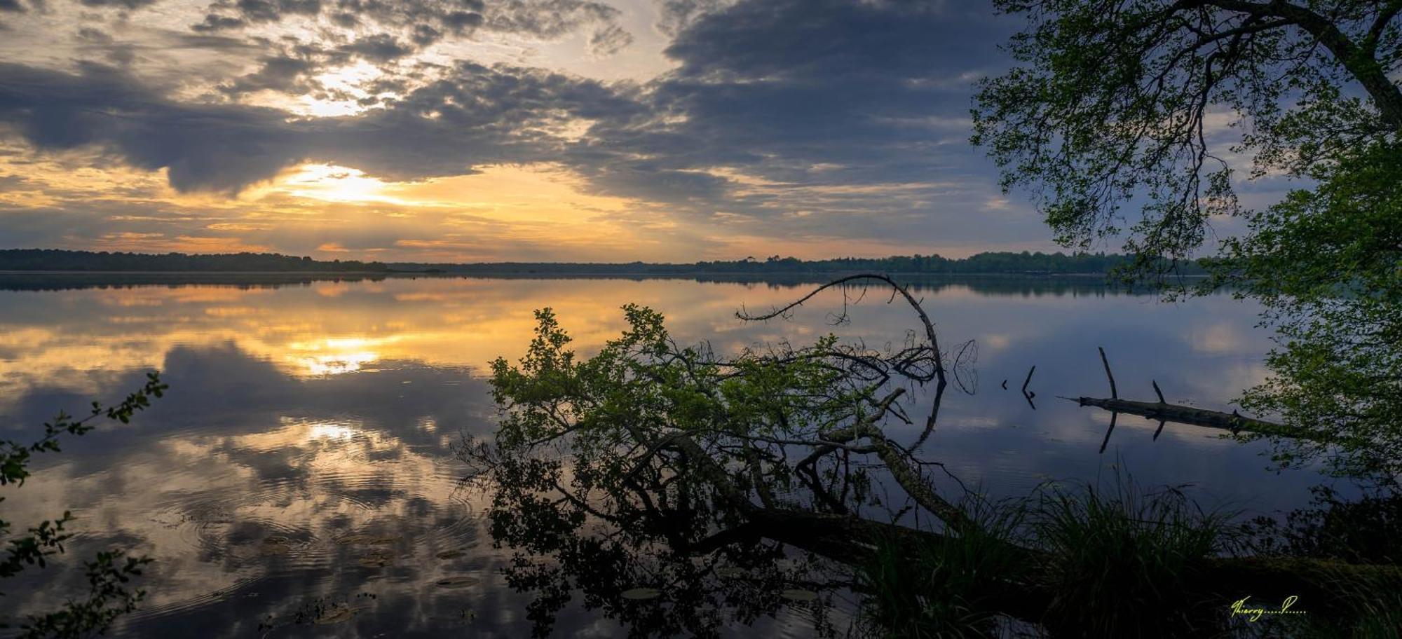 Vk Lake Aureilhan  Exteriér fotografie